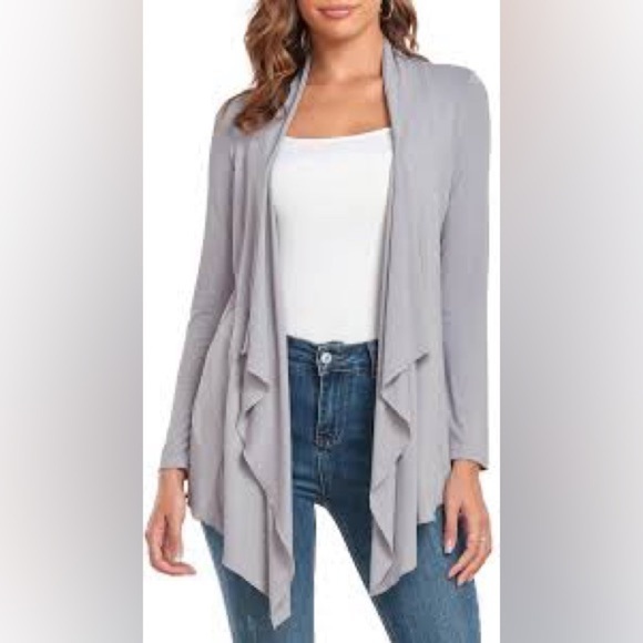Design History Tops - NWT,Design History,Softest Gray Duster, Exquisite Design & Timeless Style,Size M